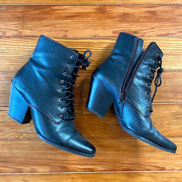 LONDON REBEL || LACE UP BOOTS - Picture 1 of 4